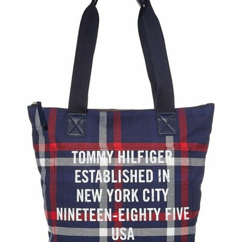 Tommy Hilfiger Bennett tote.